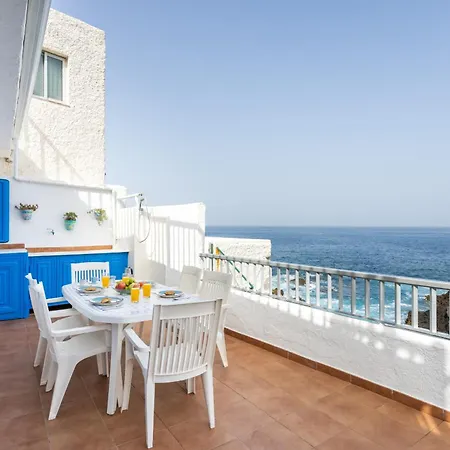 Lightbooking Caleton 7 Seaside Paradise Дом отдыха *